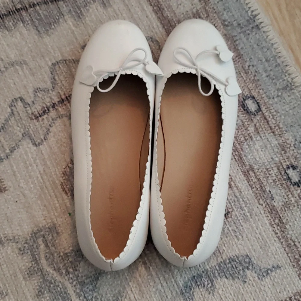 Elephantito Girls Scalloped Ballerina Flats Slip-on Shoes White Sz3